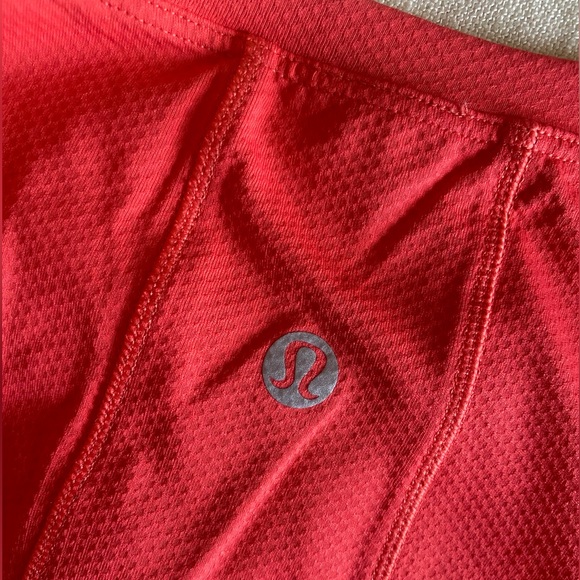 Lululemon muscle love crop tank - Picture 6 of 7
